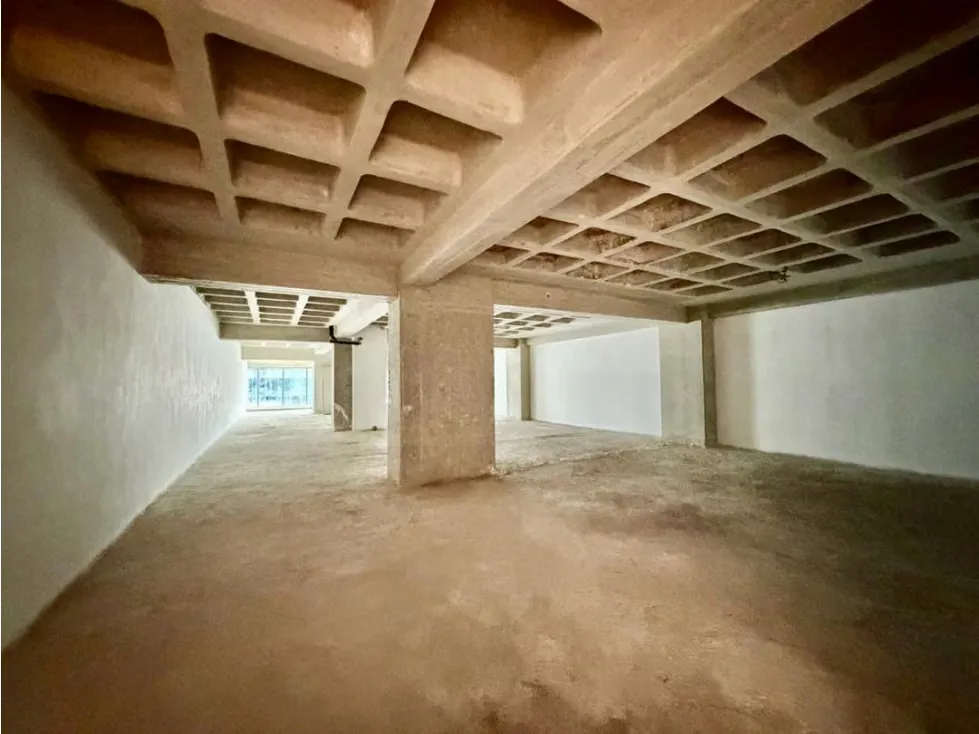 Se vende oficina en gris 285m2 Las Mercedes - 10