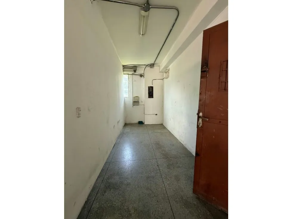 Se alquila piso industrial 600m2 El Llanito 6098 - 10