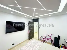 View 32