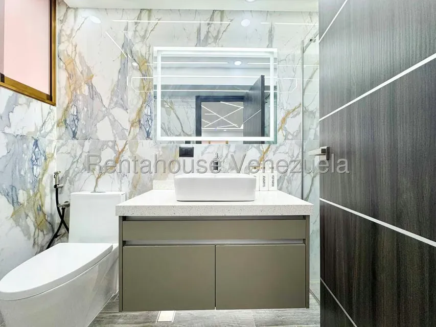 Apartamento (1 Nivel) en Venta en Las Mercedes, Distrito Metropolitano - 39