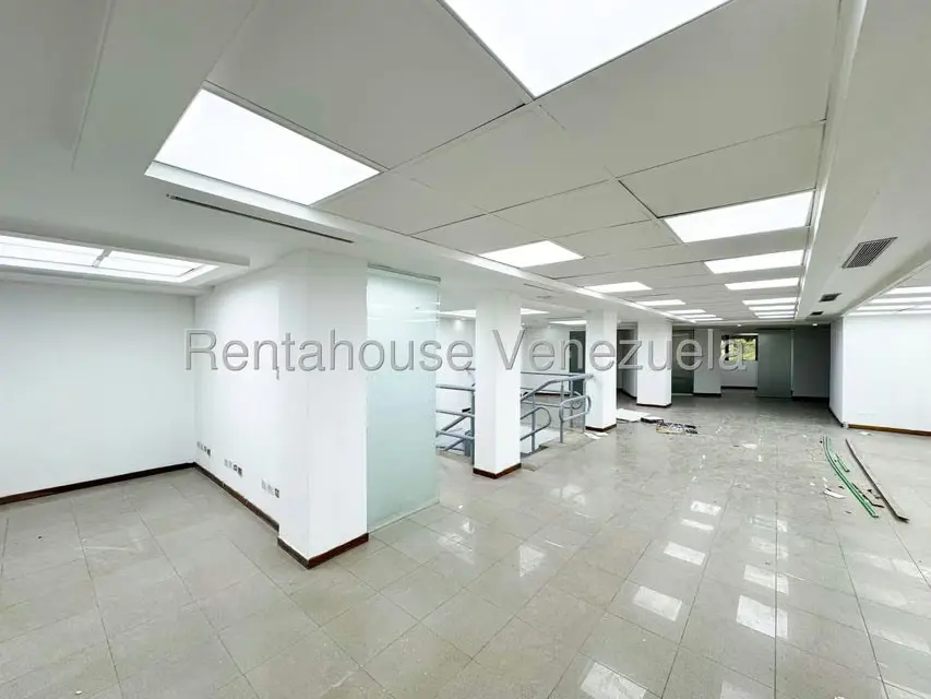 Local Comercial en Alquiler en Chacao, Distrito Metropolitano - 11