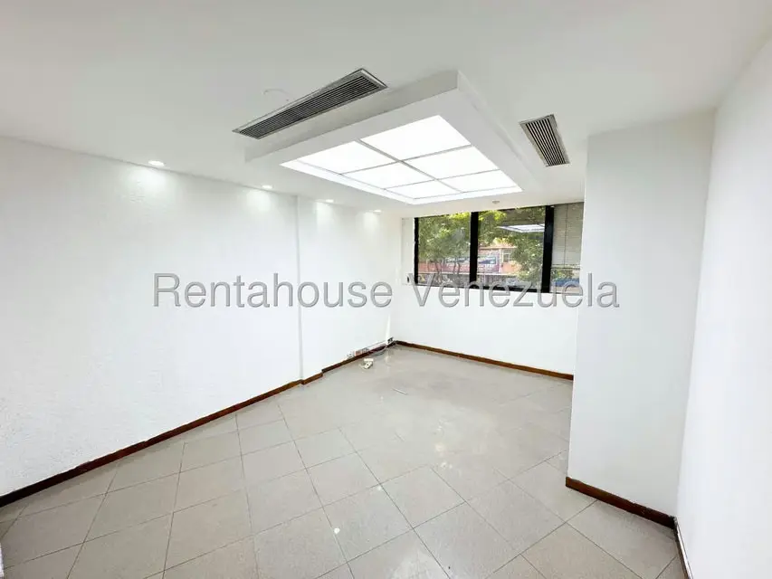 Local Comercial en Alquiler en Chacao, Distrito Metropolitano - 18