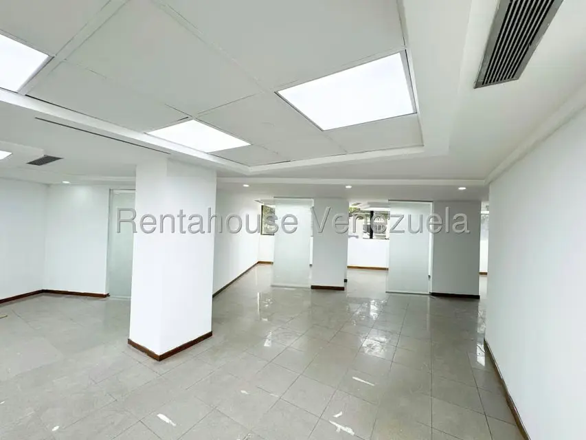 Local Comercial en Alquiler en Chacao, Distrito Metropolitano - 27