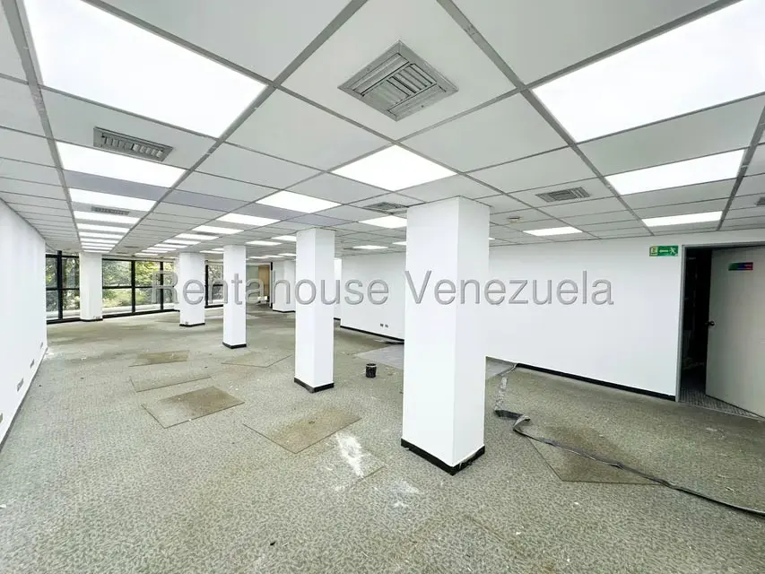 Local Comercial en Alquiler en Chacao, Distrito Metropolitano - 36