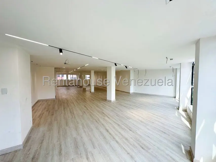 Local Comercial en Alquiler en Chacao, Distrito Metropolitano - 38