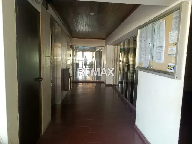 APARTAMENTO CON HERMOSA VISTA AL MAR Y AL PASEO DE PLAYA BELLA VISTA ISLA DE MARGARITA EXCELENTE OPOTUNIDAD DE INVERSION. - 2