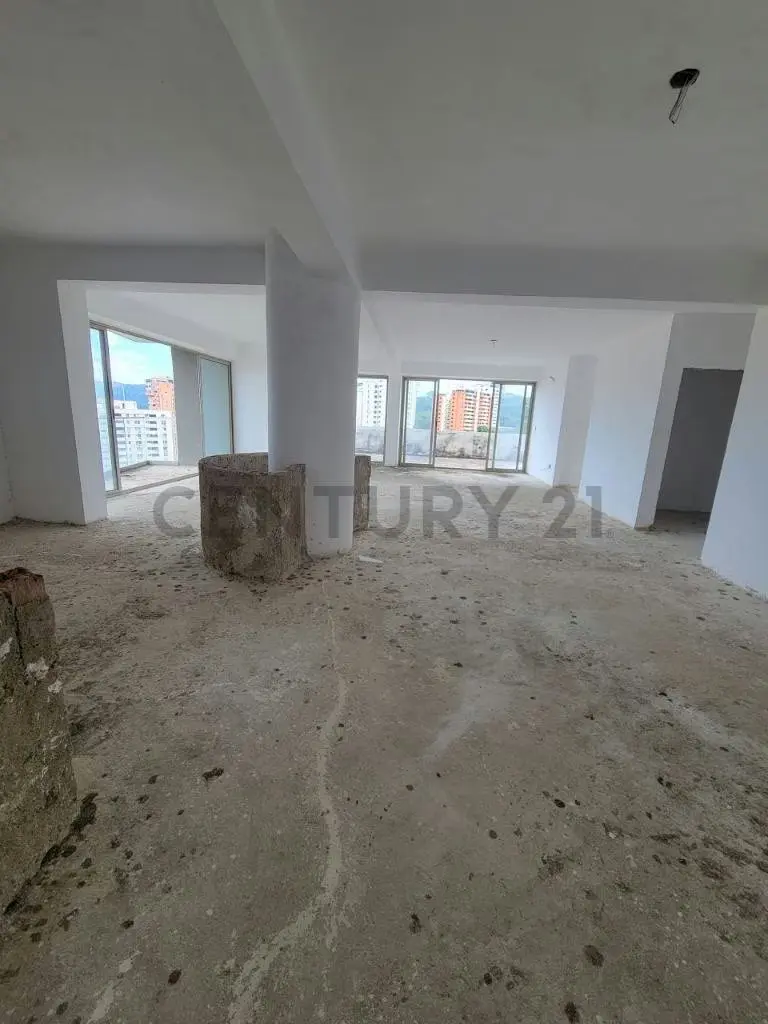 Venta de Pent-House en Obra Gris Residencias Mondriam, Urb. El Bosque, Valencia - 16