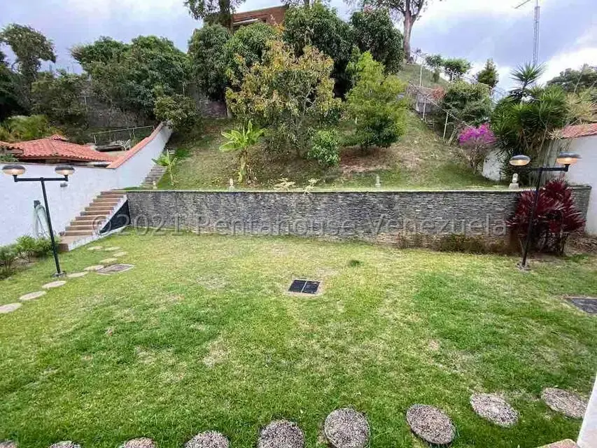 Casa (Multipes Niveles) en Venta en Los Naranjos del Cafetal, Distrito Metropolitano - 16