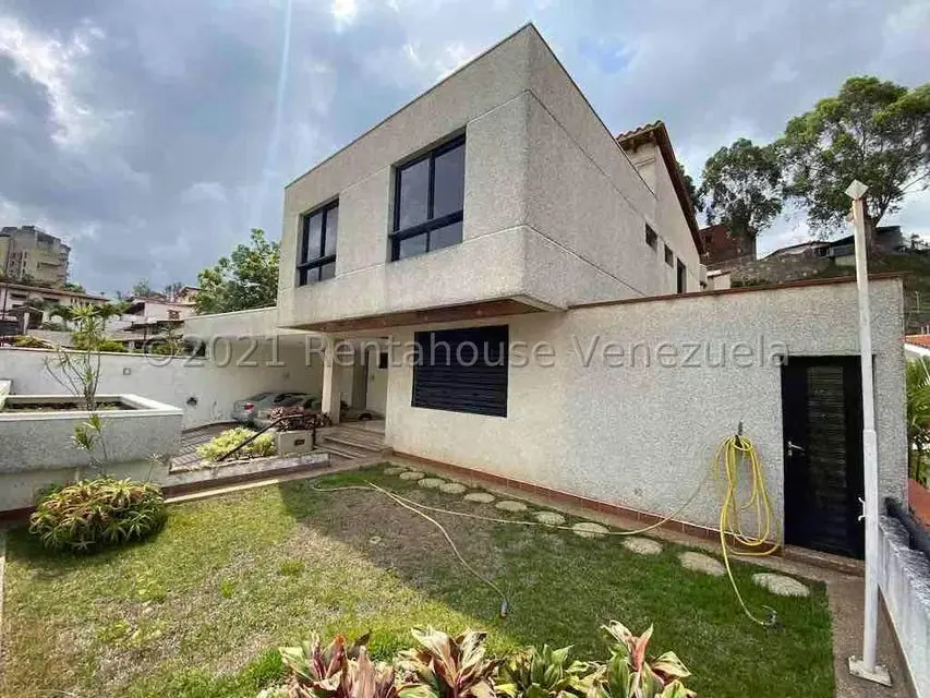 Casa (Multipes Niveles) en Venta en Los Naranjos del Cafetal, Distrito Metropolitano - 2