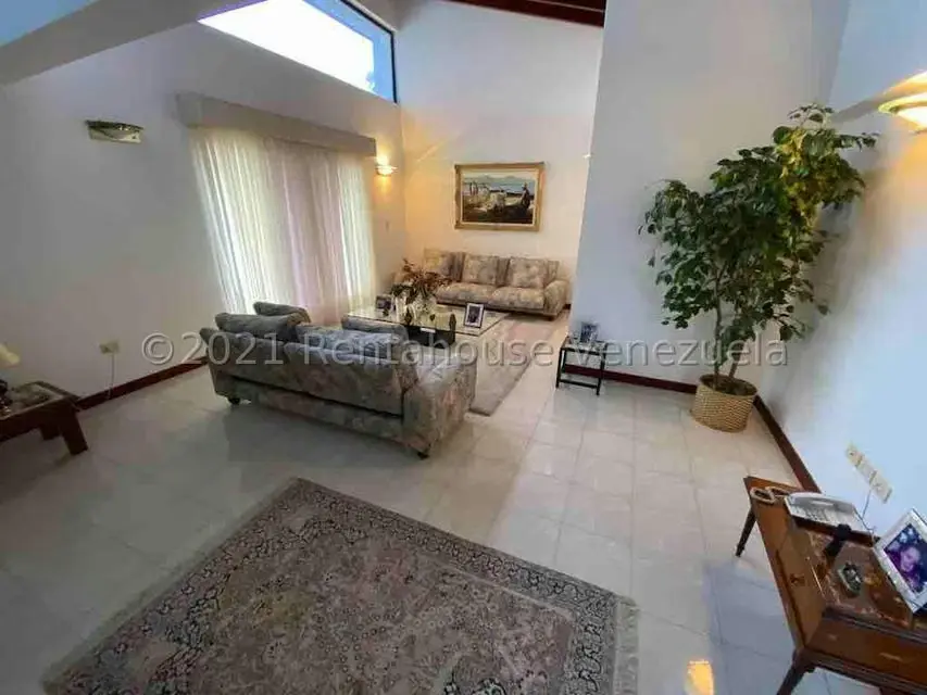 Casa (Multipes Niveles) en Venta en Los Naranjos del Cafetal, Distrito Metropolitano - 28