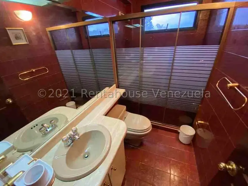 Casa (Multipes Niveles) en Venta en Los Naranjos del Cafetal, Distrito Metropolitano - 34