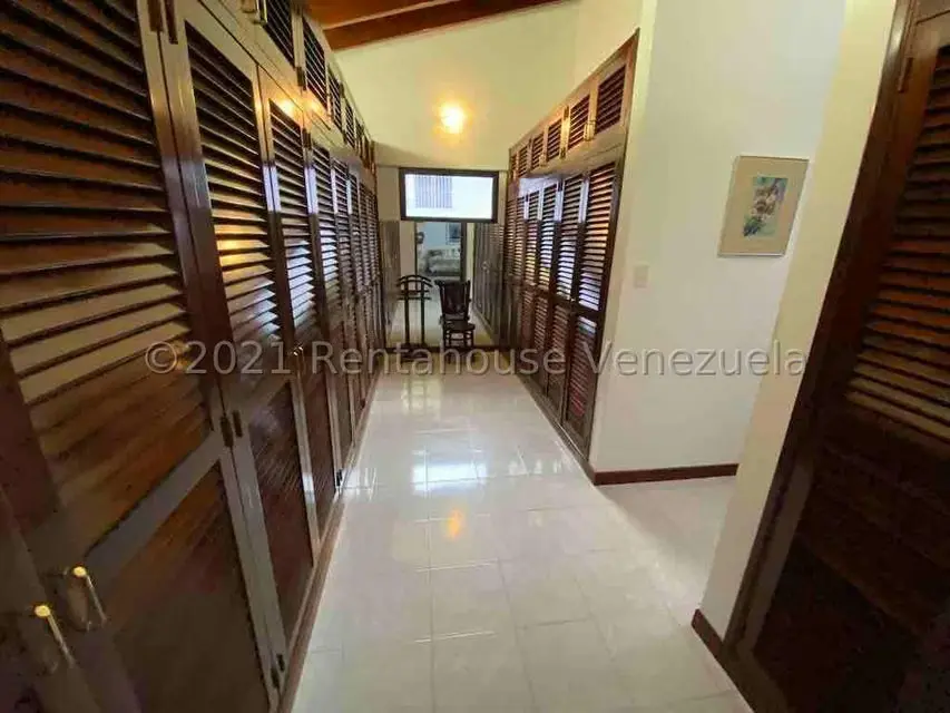 Casa (Multipes Niveles) en Venta en Los Naranjos del Cafetal, Distrito Metropolitano - 40