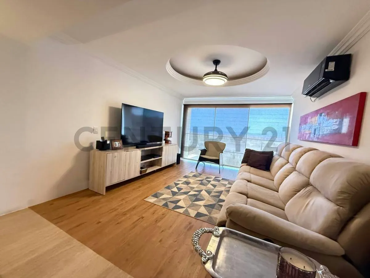 EN VENTA APARTAMENTO LECHERIA CR PLAZA MAR - 24