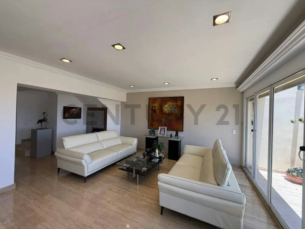 EN VENTA APARTAMENTO LECHERIA CR PLAZA MAR - 3