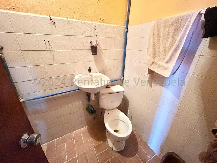 Comercial (Edificio) en Venta en Zona Oeste, Lara - 26