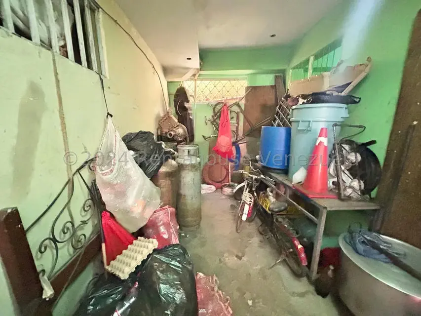 Comercial (Edificio) en Venta en Zona Oeste, Lara - 6