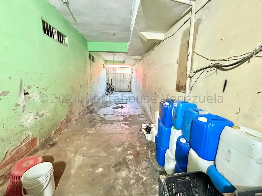 Comercial (Edificio) en Venta en Zona Oeste, Lara - 7
