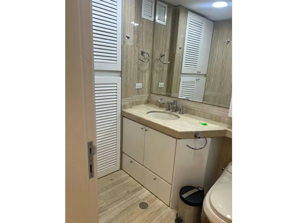 Alquilo apartamento calle cerrada 300m2 Colinas de Valle Arriba 5576 - 17