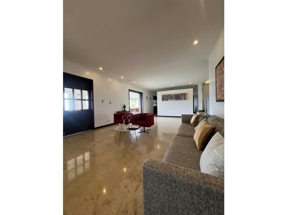 Se vende casa 980m2 La Lagunita 5937 - 13