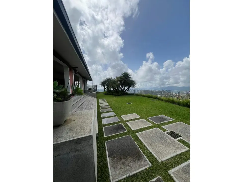 Se vende casa 980m2 La Lagunita 5937 - 9