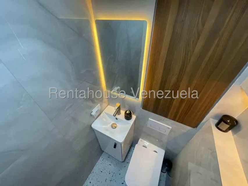 Apartamento (1 Nivel) en Venta en Colinas de Bello Monte, Distrito Metropolitano - 32