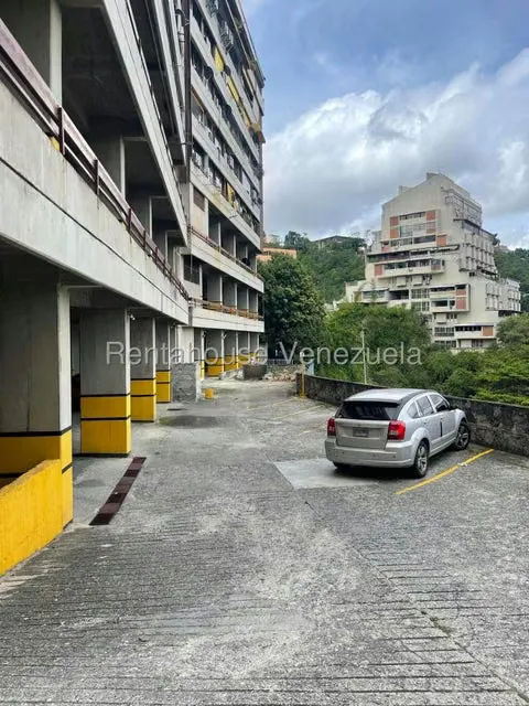 Apartamento (1 Nivel) en Venta en Colinas de Bello Monte, Distrito Metropolitano - 35