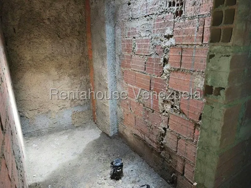 Casa (1 Nivel) en Venta en Miranda, Distrito Metropolitano - 15