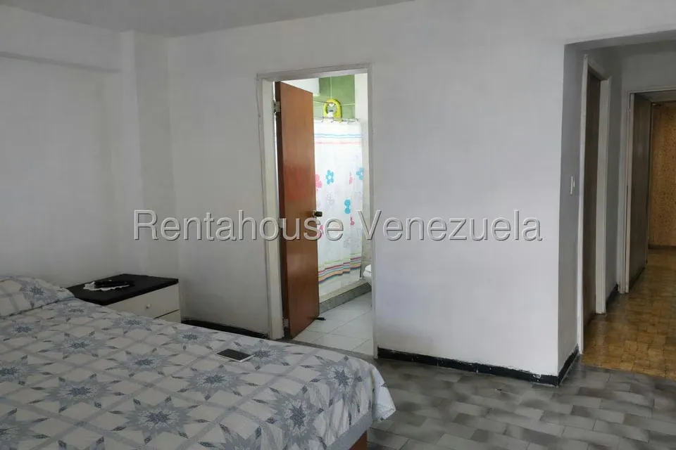 Apartamento (1 Nivel) en Venta en La Urbina, Distrito Metropolitano - 17