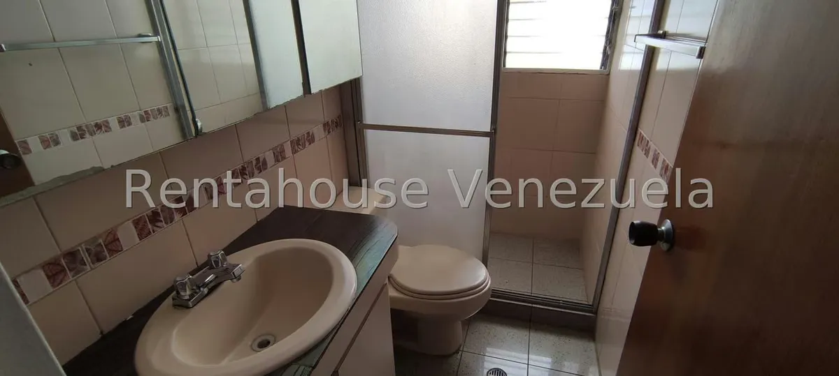 Apartamento (1 Nivel) en Venta en La Urbina, Distrito Metropolitano - 24