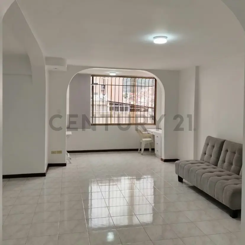 Apartamento en Alquiler - La Urbina