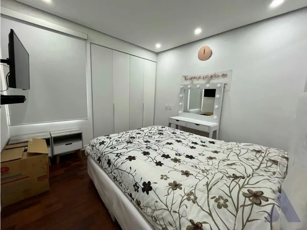 Vendo apartamento en calle privada 215m2 Campo Alegre 6416 - 17