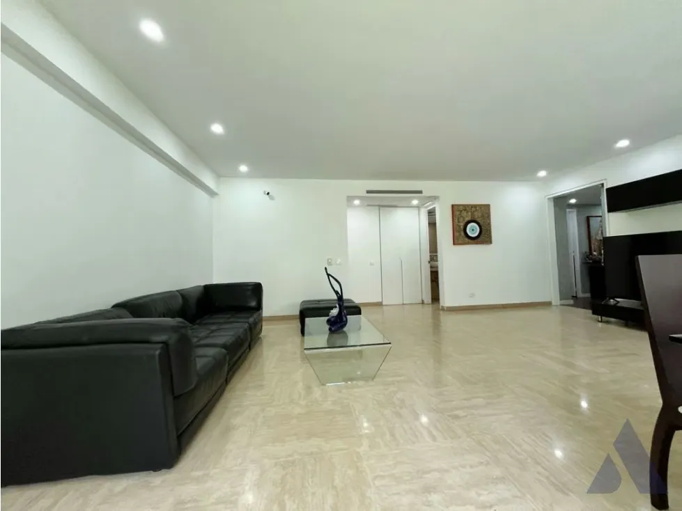 Vendo apartamento en calle privada 215m2 Campo Alegre 6416 - 20