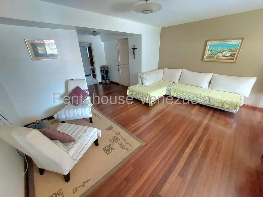 Apartamento (1 Nivel) en Alquiler en Miranda, Distrito Metropolitano - 2