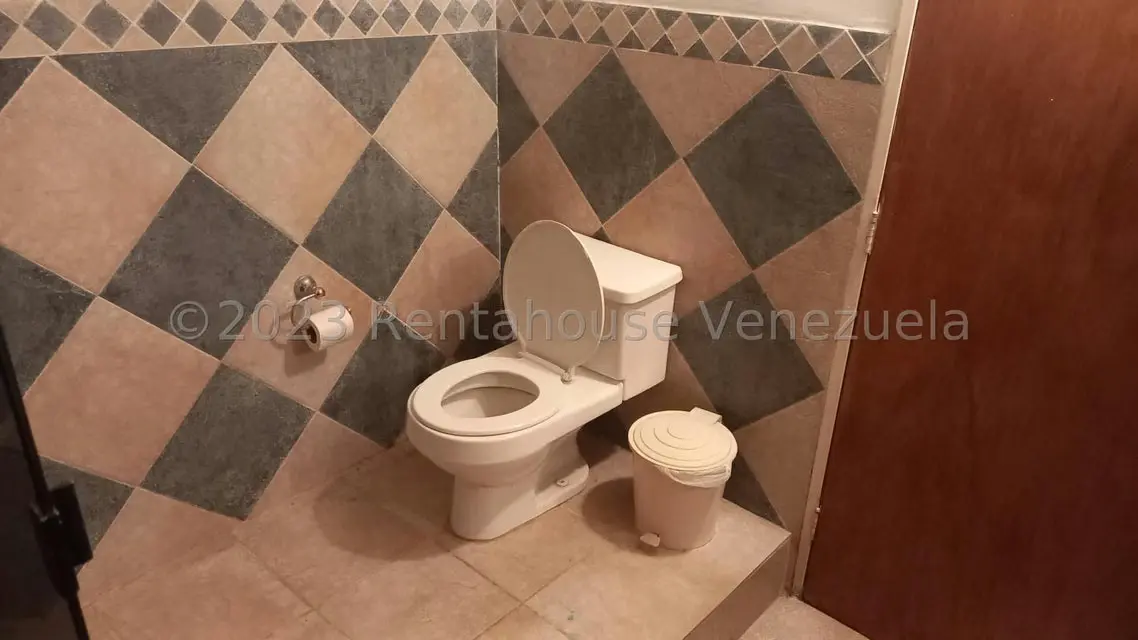 Casa (1 Nivel) en Venta en Mampote, Miranda - 17