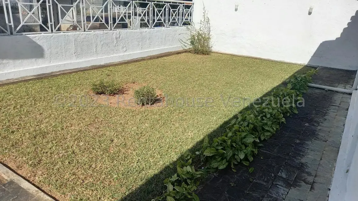 Casa (1 Nivel) en Venta en Mampote, Miranda - 3