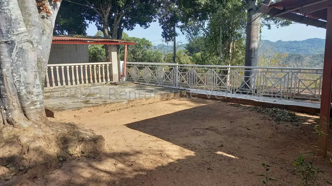 Casa (1 Nivel) en Venta en Mampote, Miranda - 31