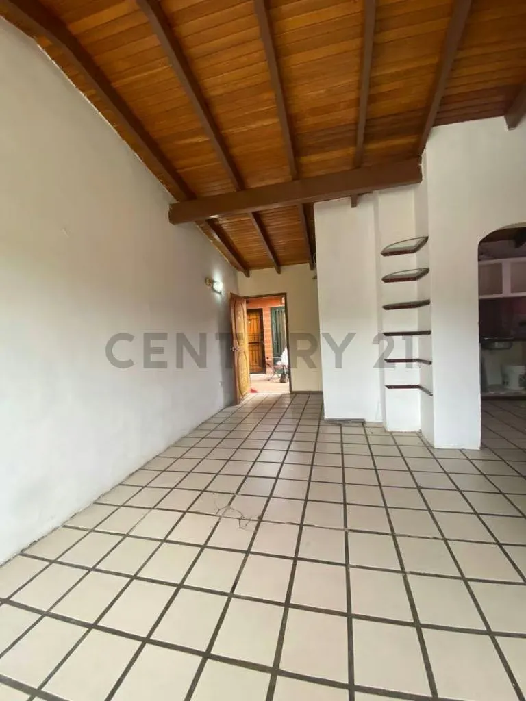 Cómodo apartamento en Urb. La Laguna II. Paz y excelente ubicación en Turmero. - 9