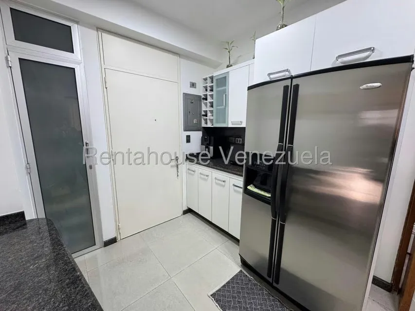 Apartamento (Duplex) en Venta en Las Mercedes, Distrito Metropolitano - 24