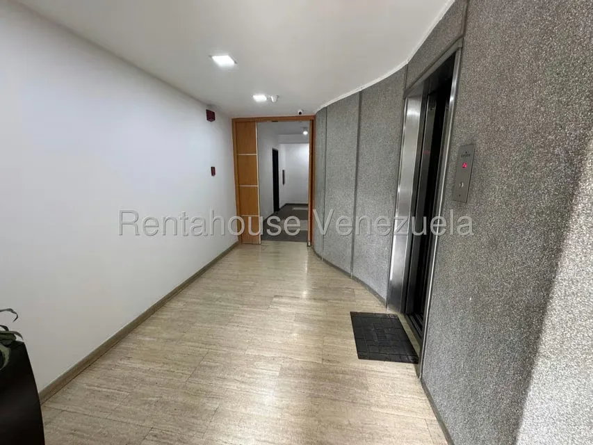 Apartamento (Duplex) en Venta en Las Mercedes, Distrito Metropolitano - 46
