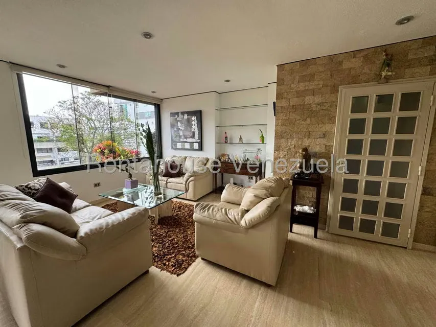 Apartamento (Duplex) en Venta en Las Mercedes, Distrito Metropolitano - 7