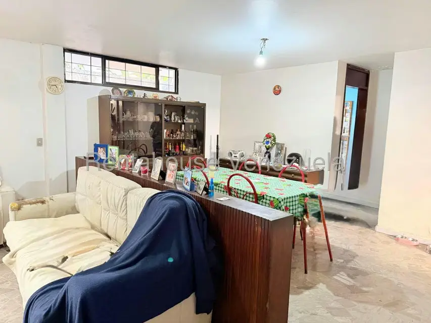 Casa (Multipes Niveles) en Venta en Macaracuay, Distrito Metropolitano - 2