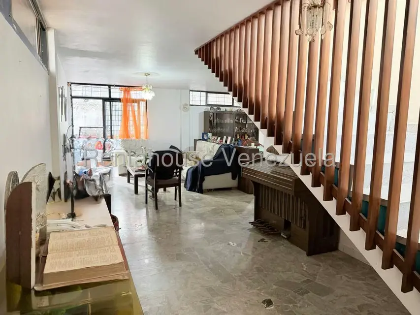 Casa (Multipes Niveles) en Venta en Macaracuay, Distrito Metropolitano - 3
