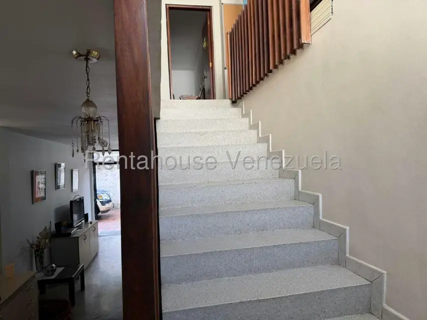 Casa (Multipes Niveles) en Venta en Macaracuay, Distrito Metropolitano - 7