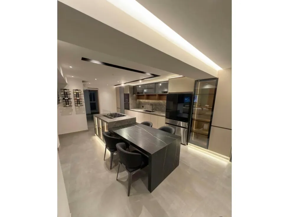 Se vende Apto Triplex 300m² 3h/3b/5p Lomas de Chuao - 6