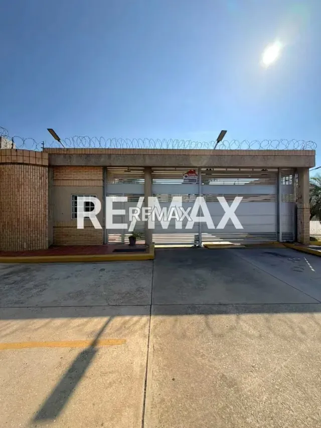 Townhouse en venta en Milagro Norte, Alta Vista villas - 2