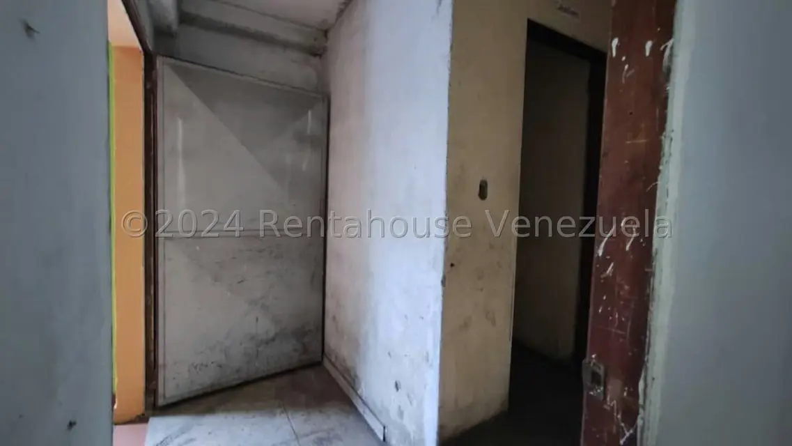 Local Comercial en Alquiler en Centro, Lara - 11