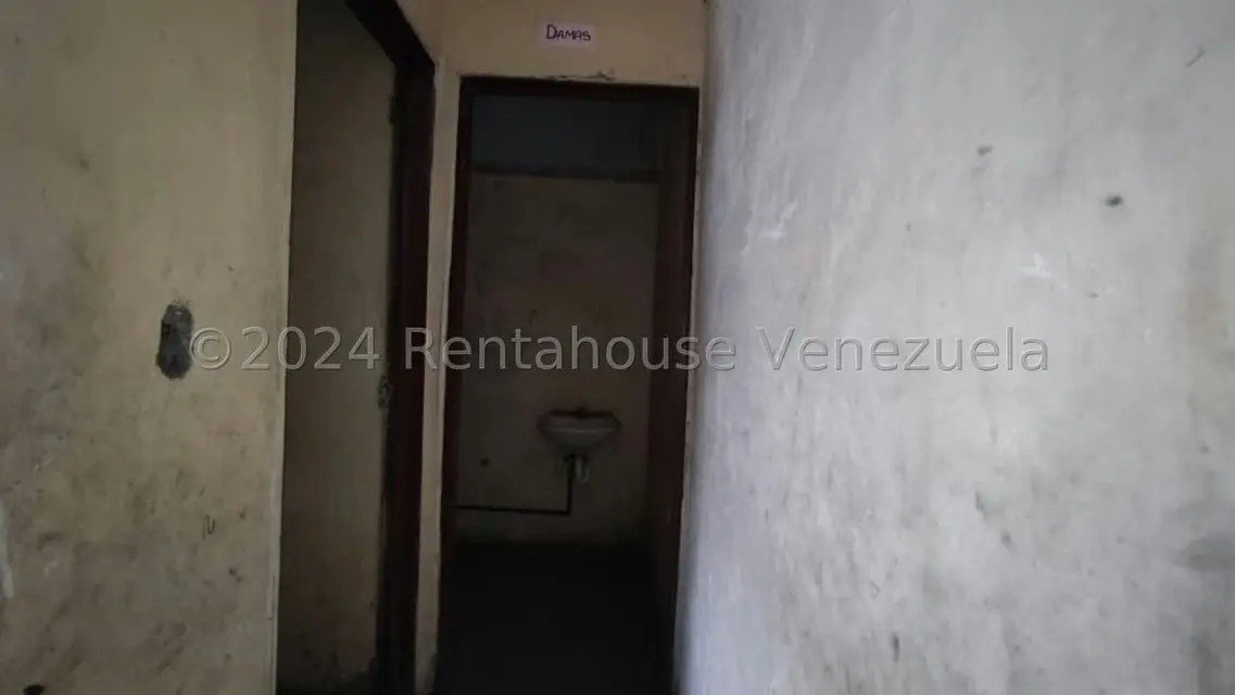 Local Comercial en Alquiler en Centro, Lara - 14