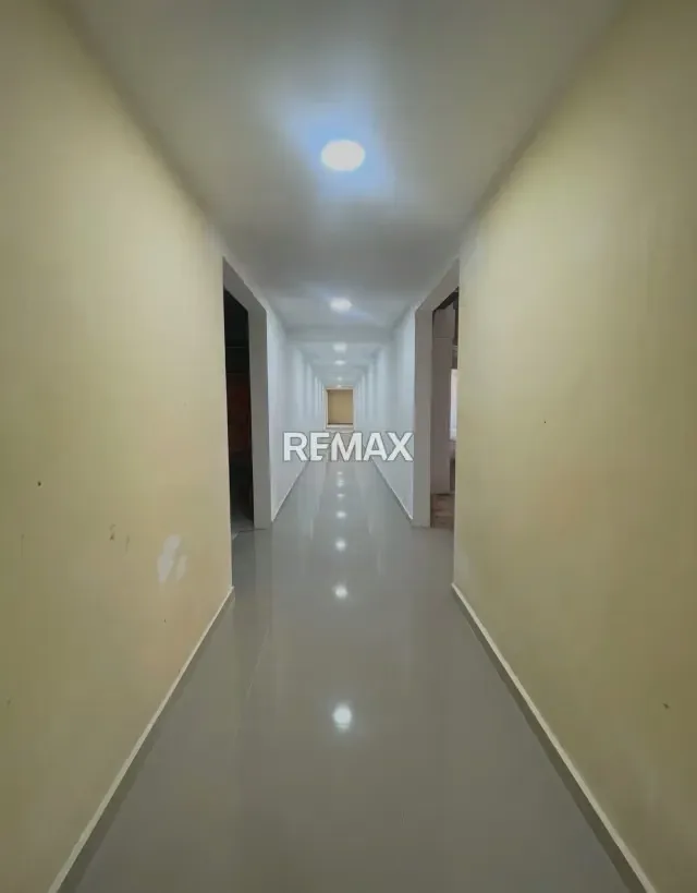 Se vende Local Comercial en el centro empresarial las Cascadas Lecheri - 5
