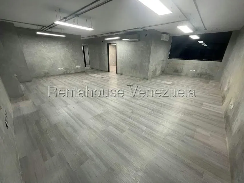 Oficina en Alquiler en El Rosal, Distrito Metropolitano - 2