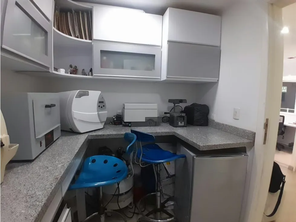 LOCAL COMERCIAL / CONSULTORIO EN ALQUILER ALTAMIRA 6M2 - 7